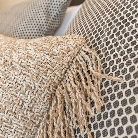 ★ Stylish & Cozy In Valentina Heights Boutique ★ *