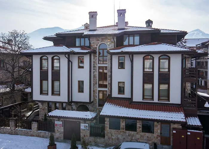 ★ Stylish & Cozy In Valentina Heights Boutique ★ *