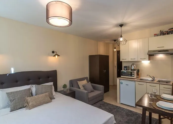 ★ Stylish & Cozy In Valentina Heights Boutique ★ Апартамент *