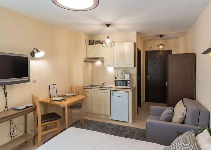 Апартамент ★ Stylish & Cozy In Valentina Heights Boutique ★